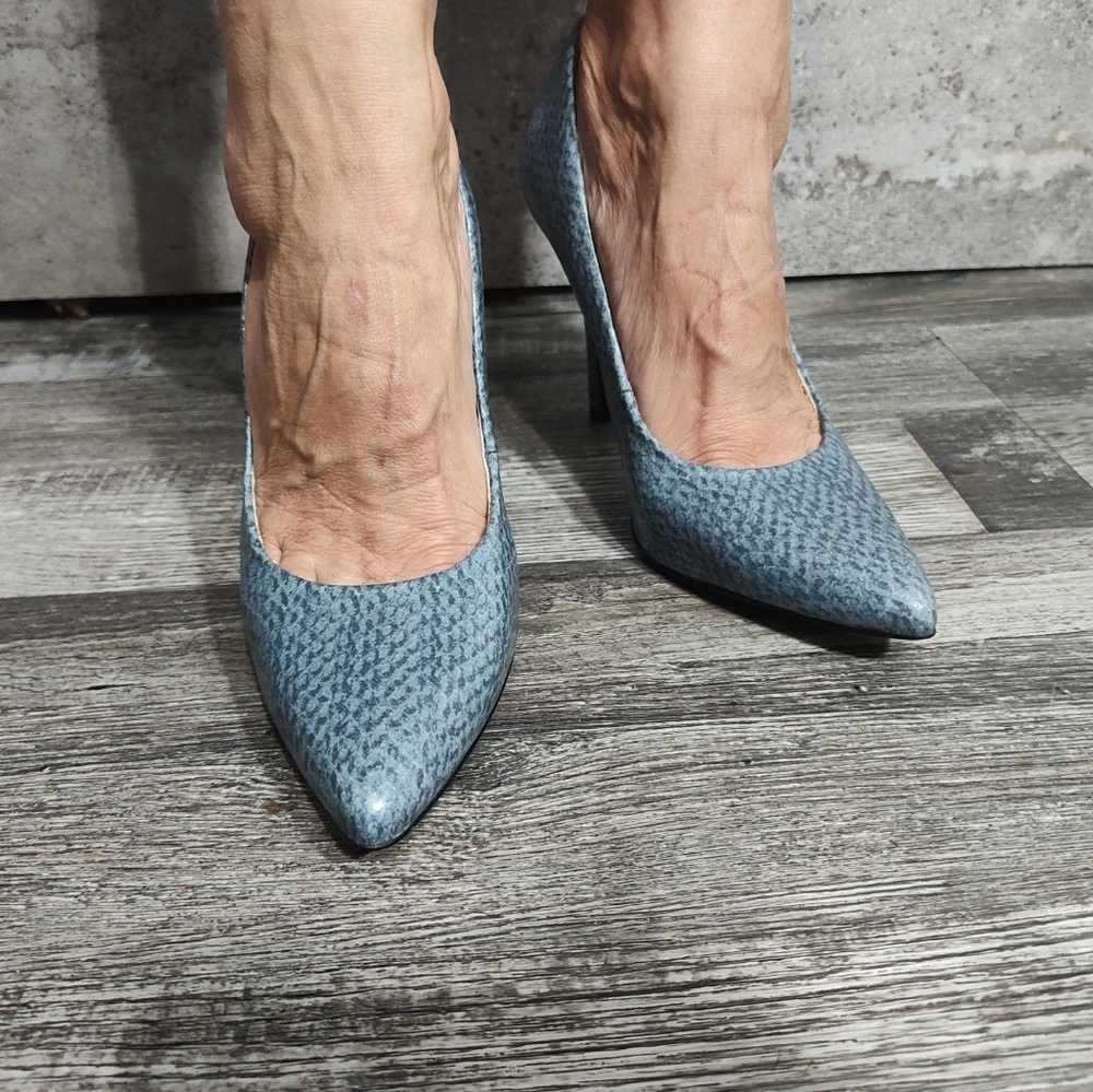 Nine West